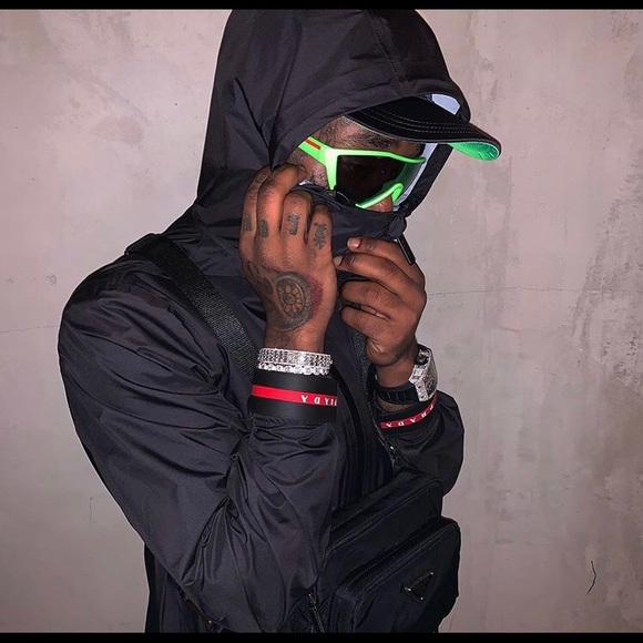 Meet your Posher, David - Picture 1 of 1